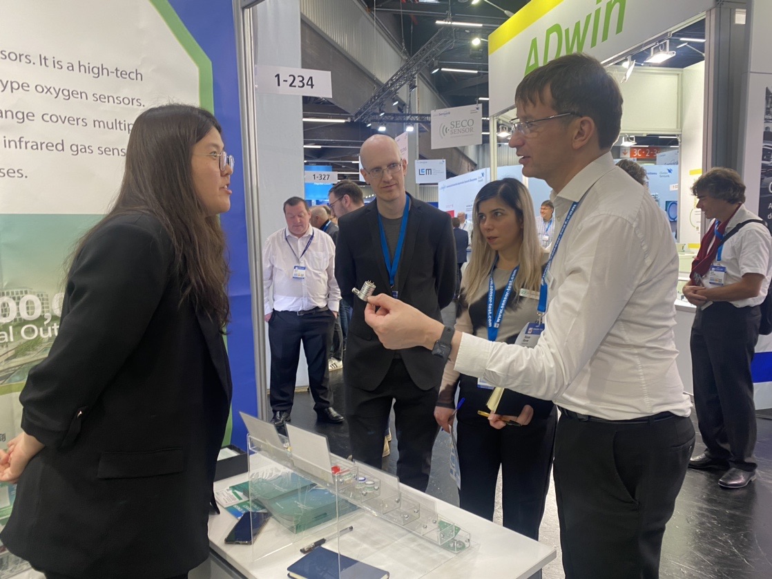 85E3DD6C-DC11-4C63-831C-4FD3C8206BAE-359-000000D77F1FE88D.jpg 85E3DD6C-DC11-4C63-831C-4FD3C8206BAE-359-000000D77F1FE88D.jpg